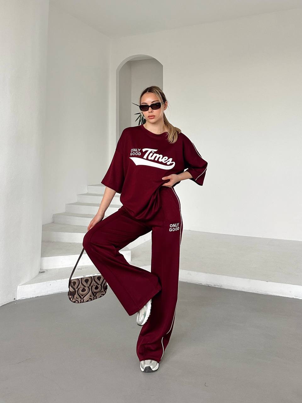 طقم رياضي 02 - متجر عالم آرڤا للملابس والهدايا طقم رياضي 02