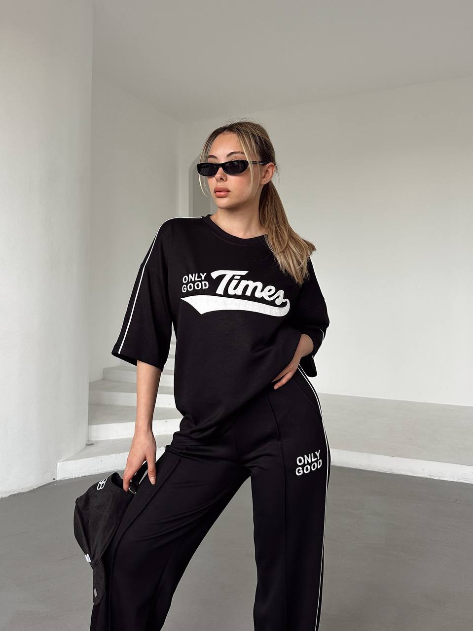 طقم رياضي 02 - متجر عالم آرڤا للملابس والهدايا طقم رياضي 02