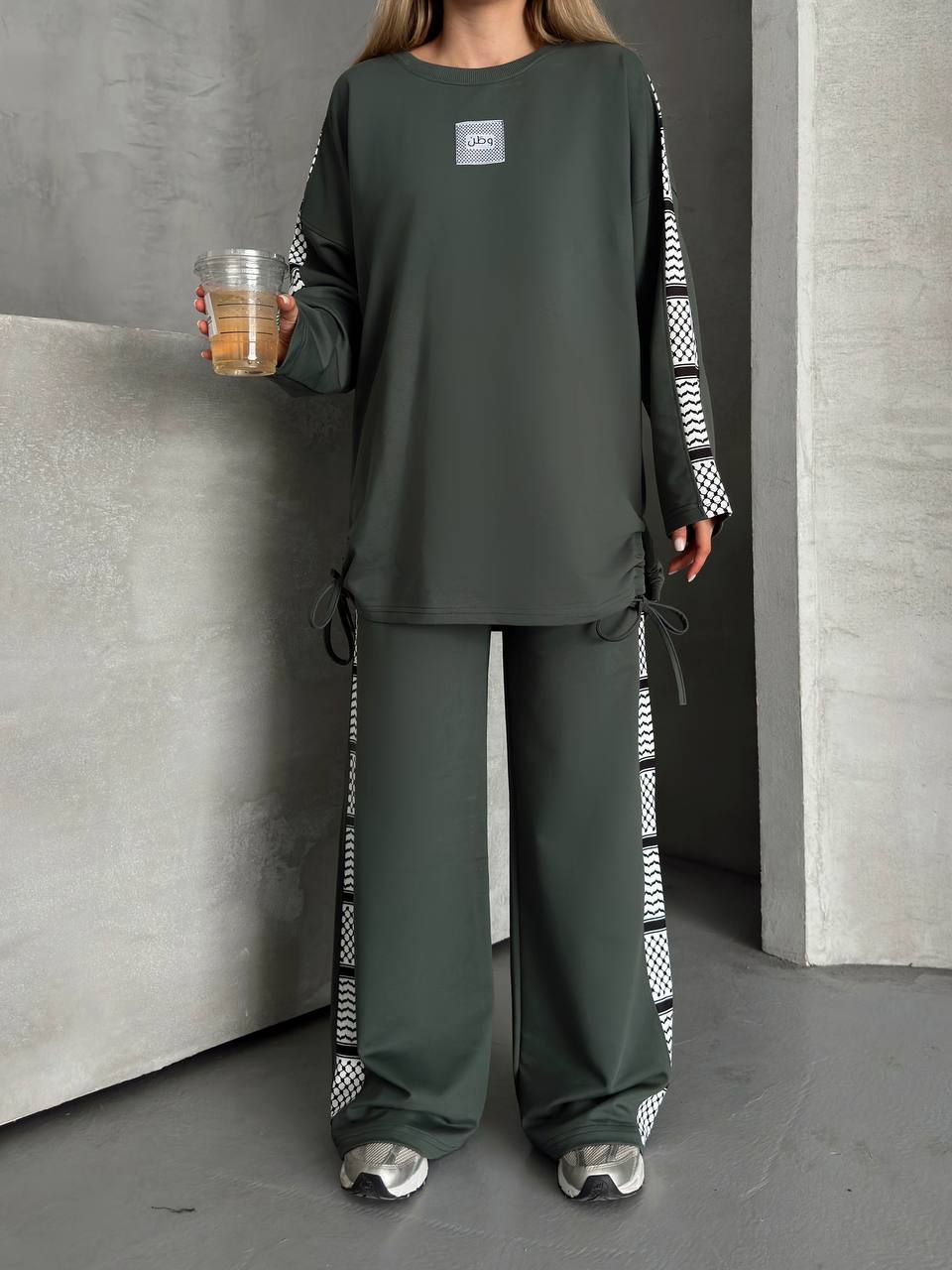 طقم وطن 01 من ام اند تي - متجر عالم آرڤا للملابس والهدايا طقم وطن 01 من ام اند تي