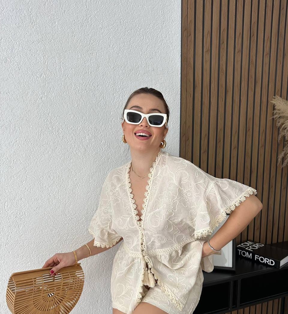 بنطلون دانتيل 02 - متجر عالم آرڤا للملابس والهدايا بنطلون دانتيل 02