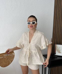 توب دانتيل 01